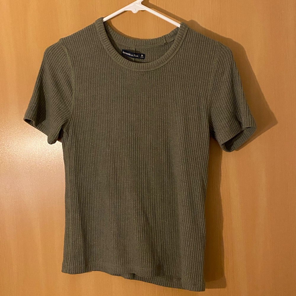 Abercrombie green ribbed tshirt